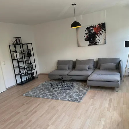 Yellow One Apartman