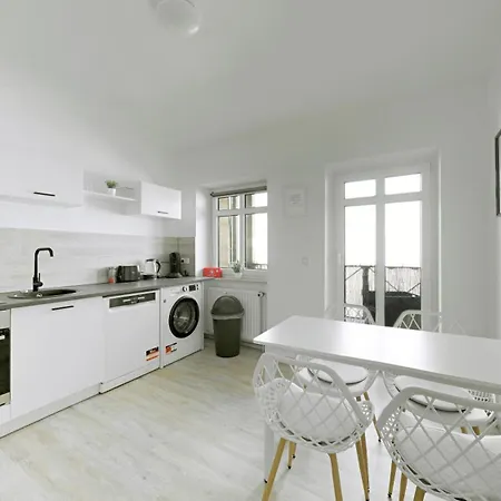 Yellow One Magdeburgo